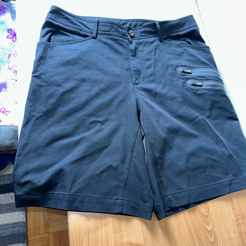 Lululemon Black shorts